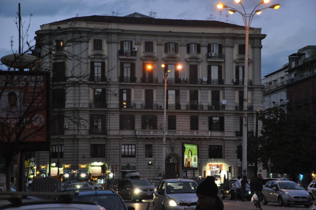 Bed & Breakfast Napoli Centrale Exteriör bild