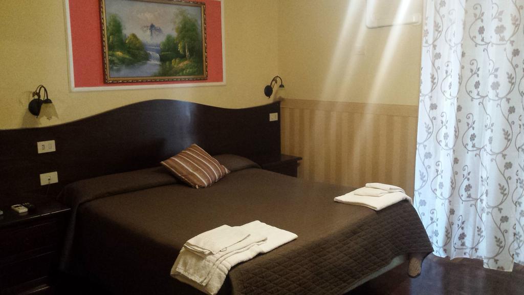 Bed & Breakfast Napoli Centrale Exteriör bild