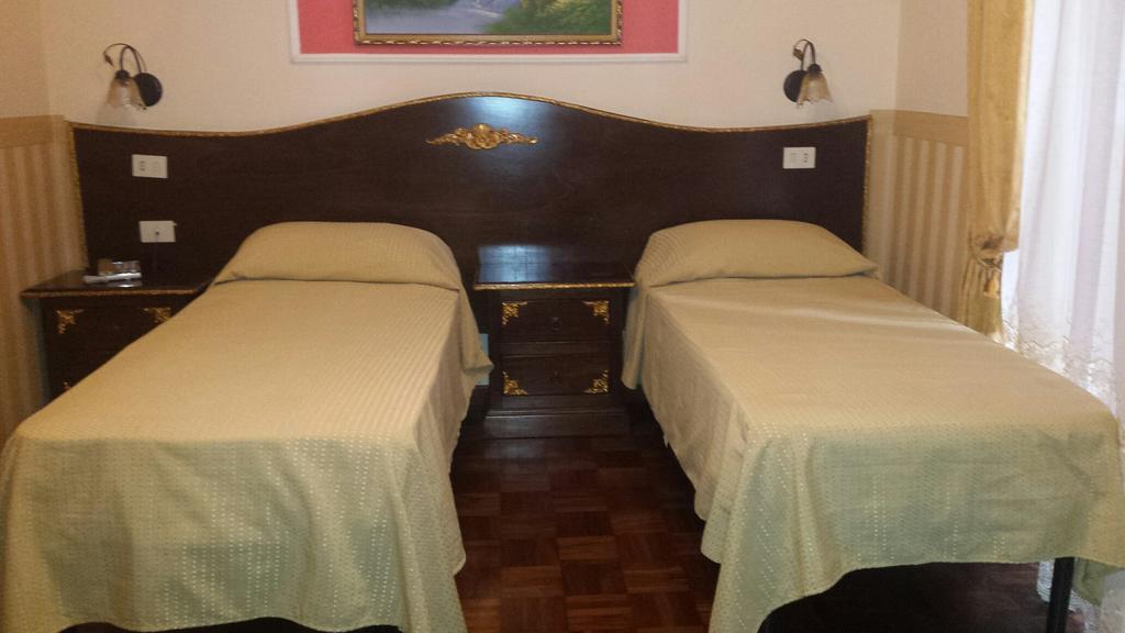 Bed & Breakfast Napoli Centrale Exteriör bild