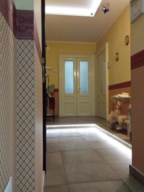 Bed & Breakfast Napoli Centrale Exteriör bild