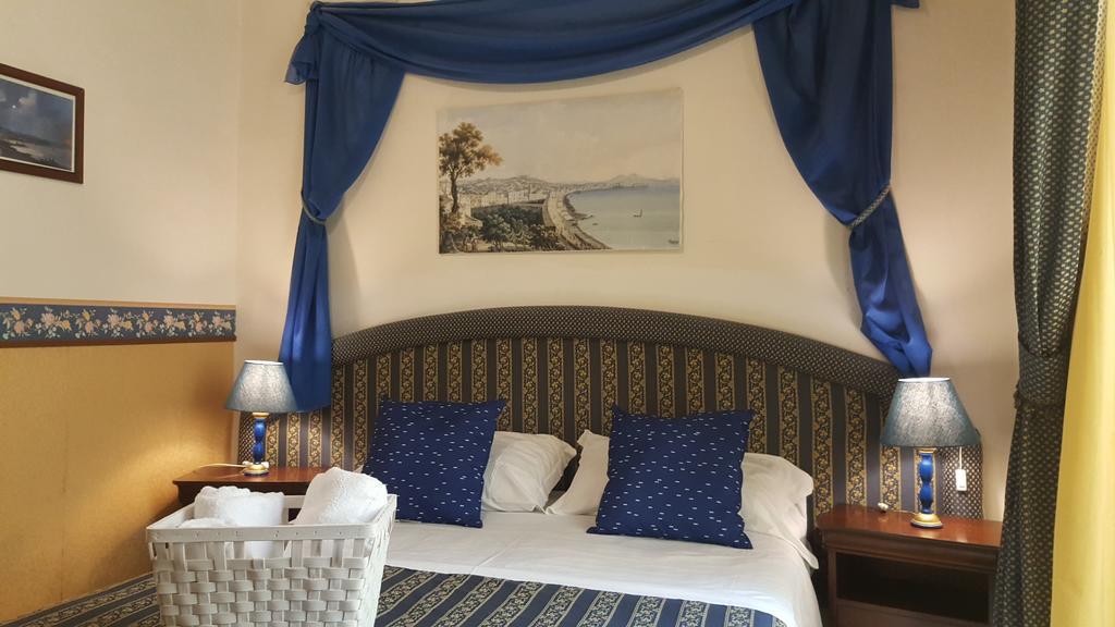 Bed & Breakfast Napoli Centrale Exteriör bild