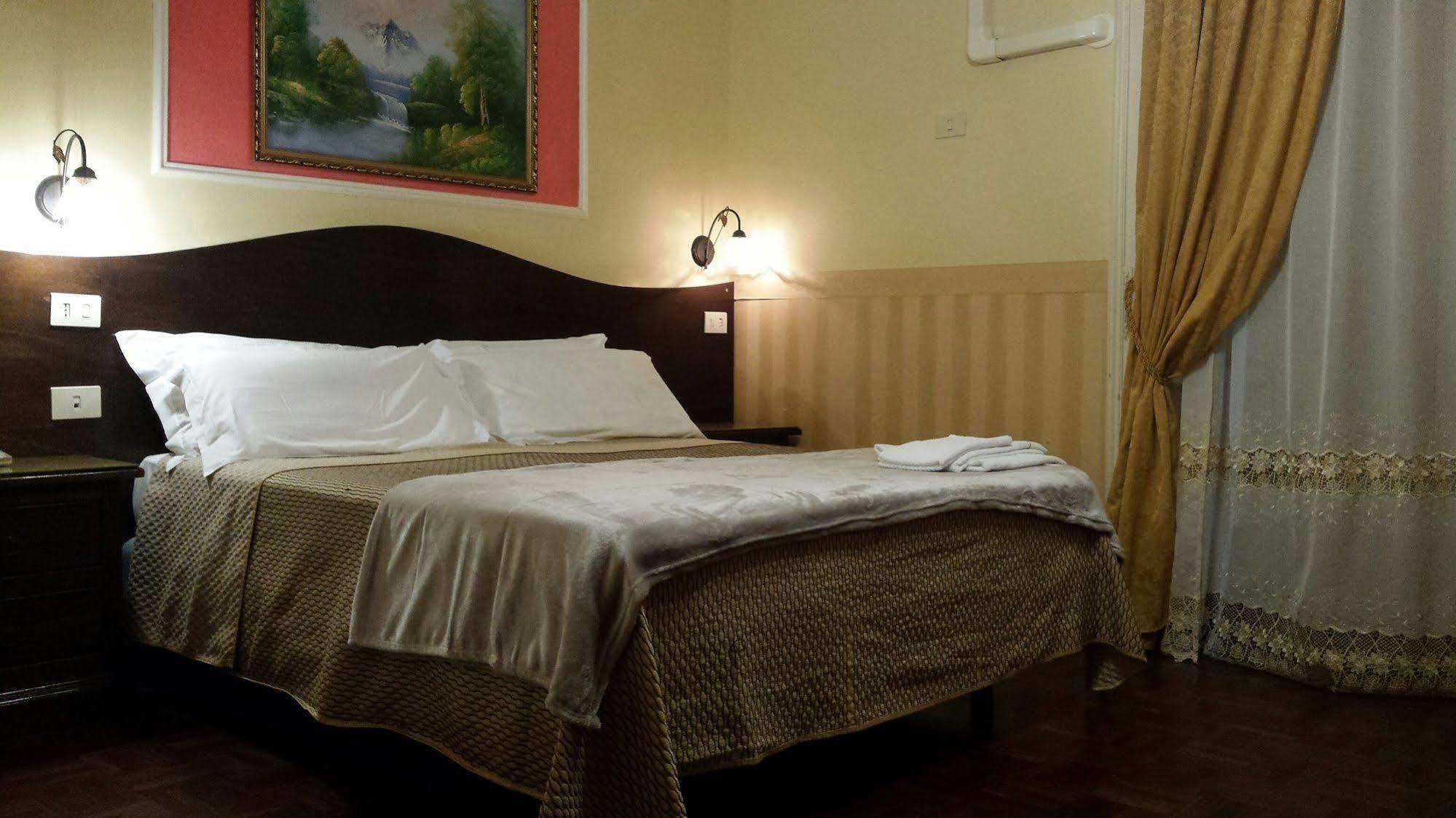 Bed & Breakfast Napoli Centrale Exteriör bild