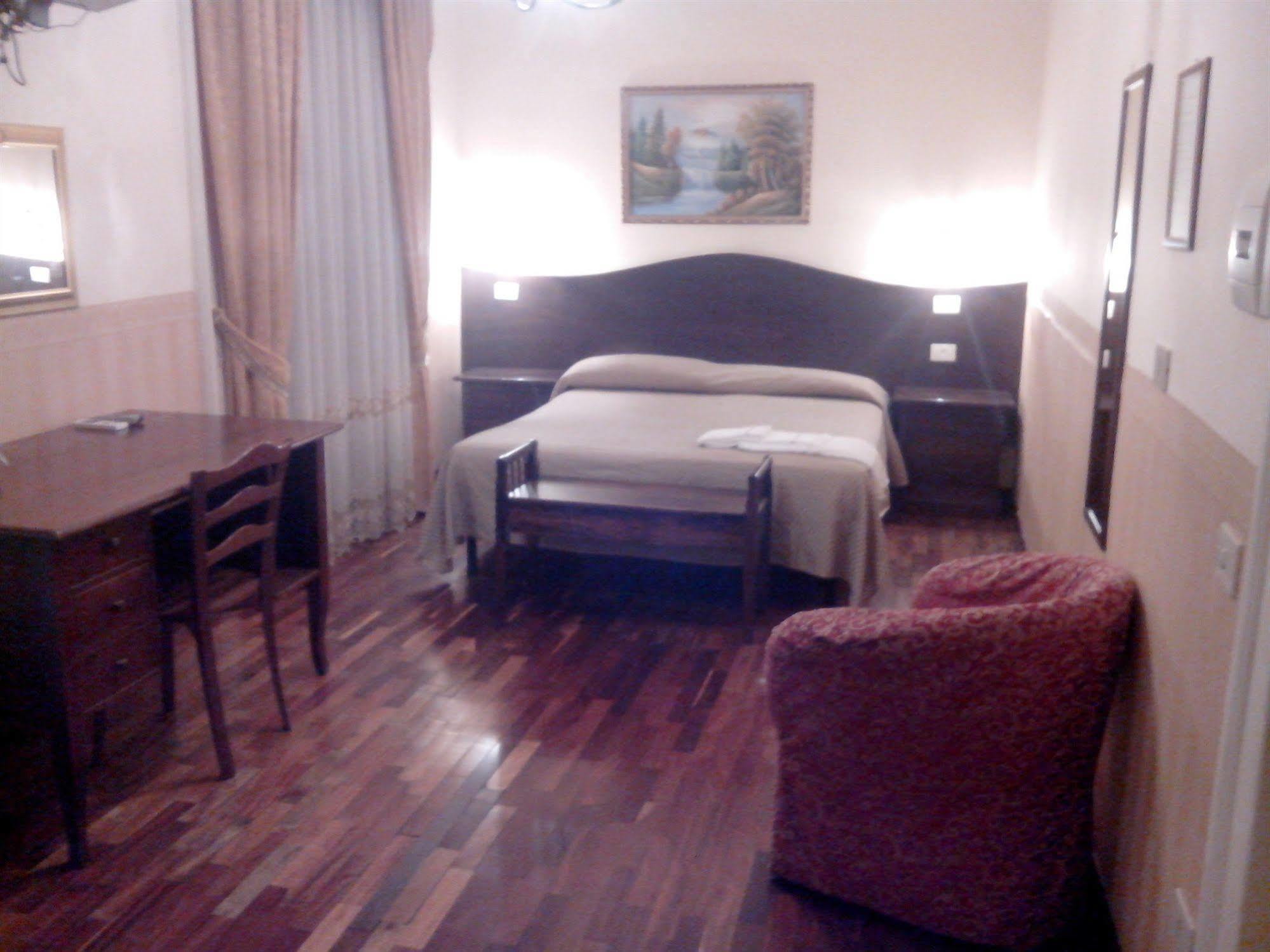 Bed & Breakfast Napoli Centrale Exteriör bild
