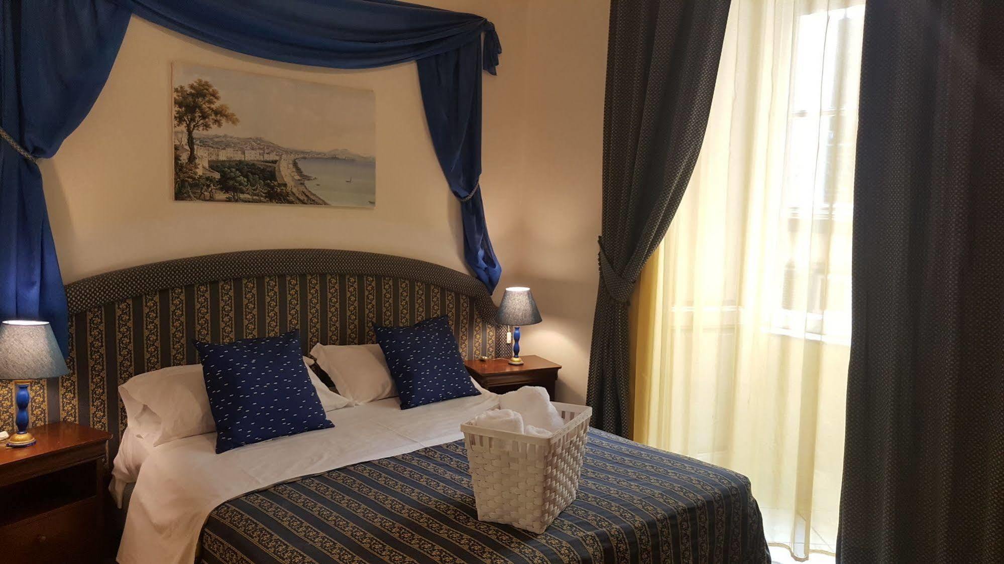 Bed & Breakfast Napoli Centrale Exteriör bild