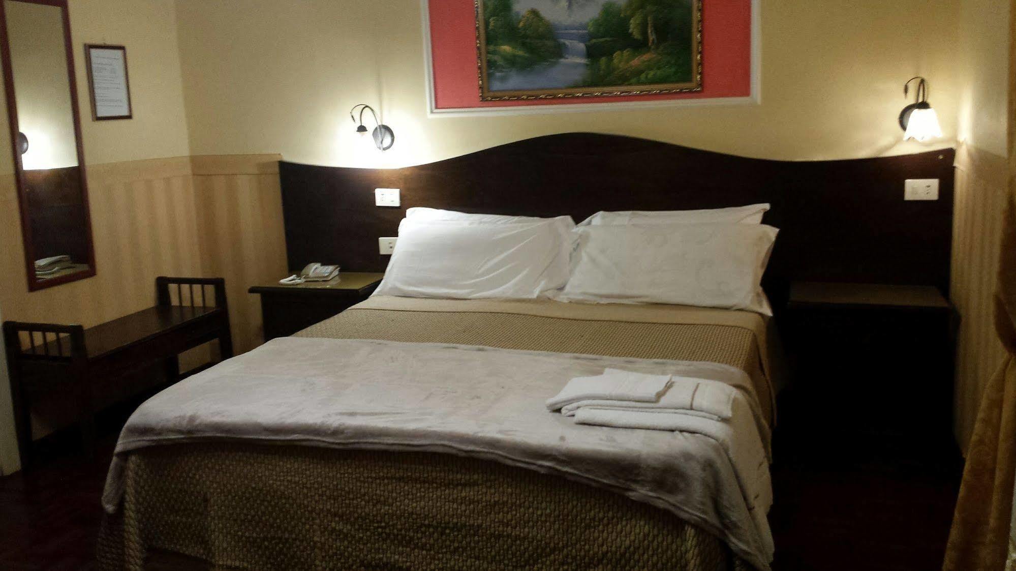 Bed & Breakfast Napoli Centrale Exteriör bild
