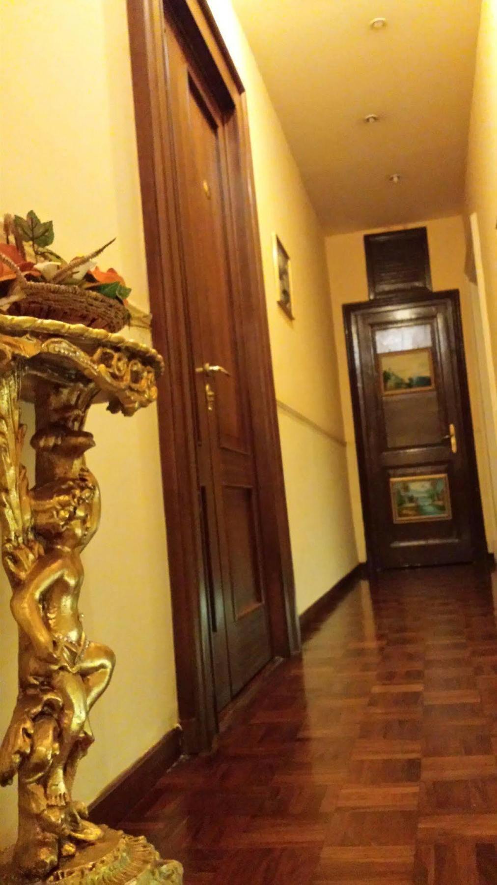 Bed & Breakfast Napoli Centrale Exteriör bild