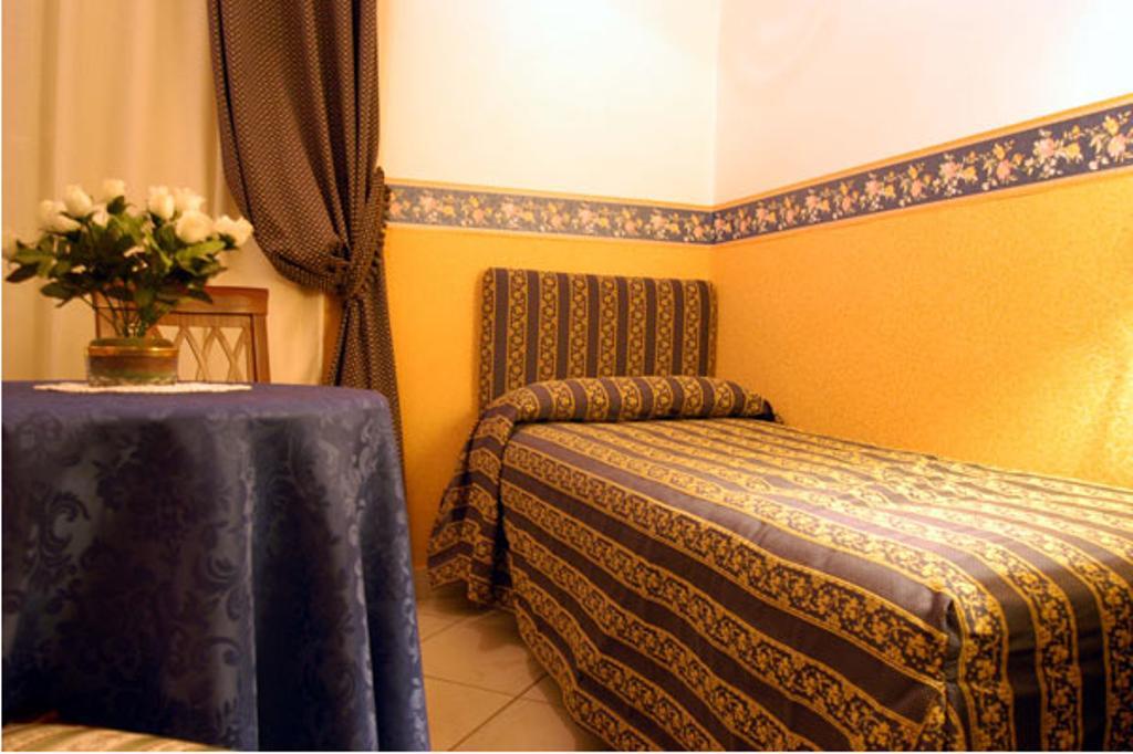 Bed & Breakfast Napoli Centrale Exteriör bild